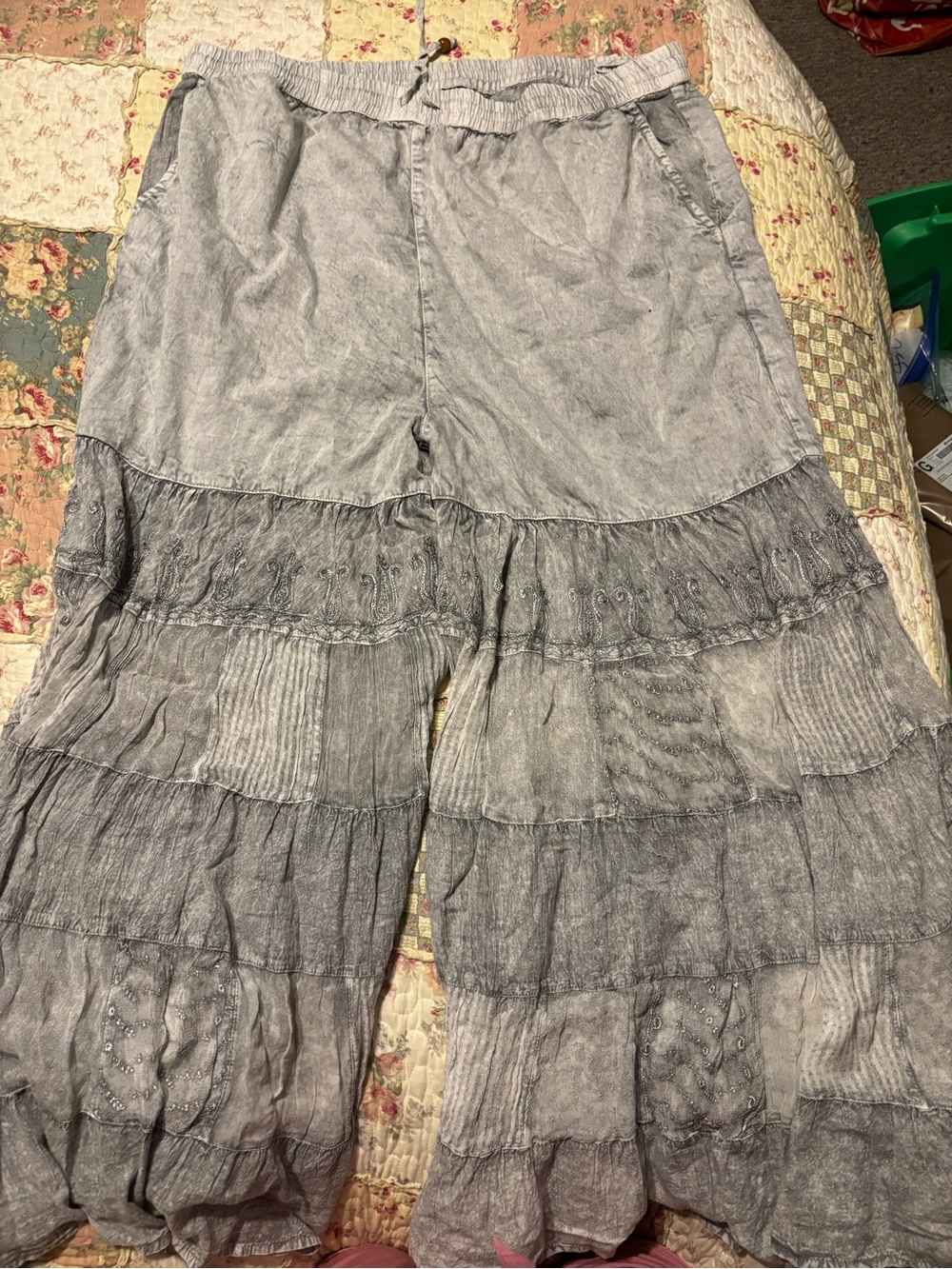 Young Threads Women’s Tiered Palazzo Wide-Leg Pants in Gray 2xl